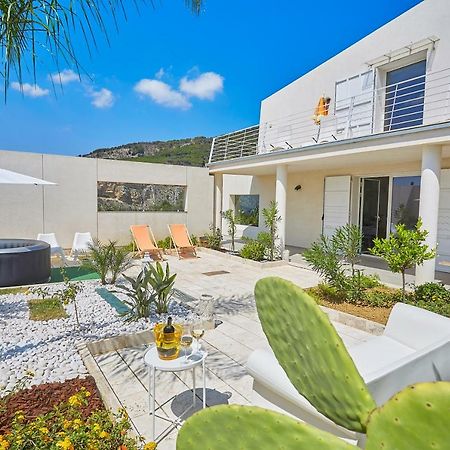 Villa Bonifato Vista Sulle Campagne E Sul Mare Siciliano Cozy House Italy Алкамо Екстериор снимка