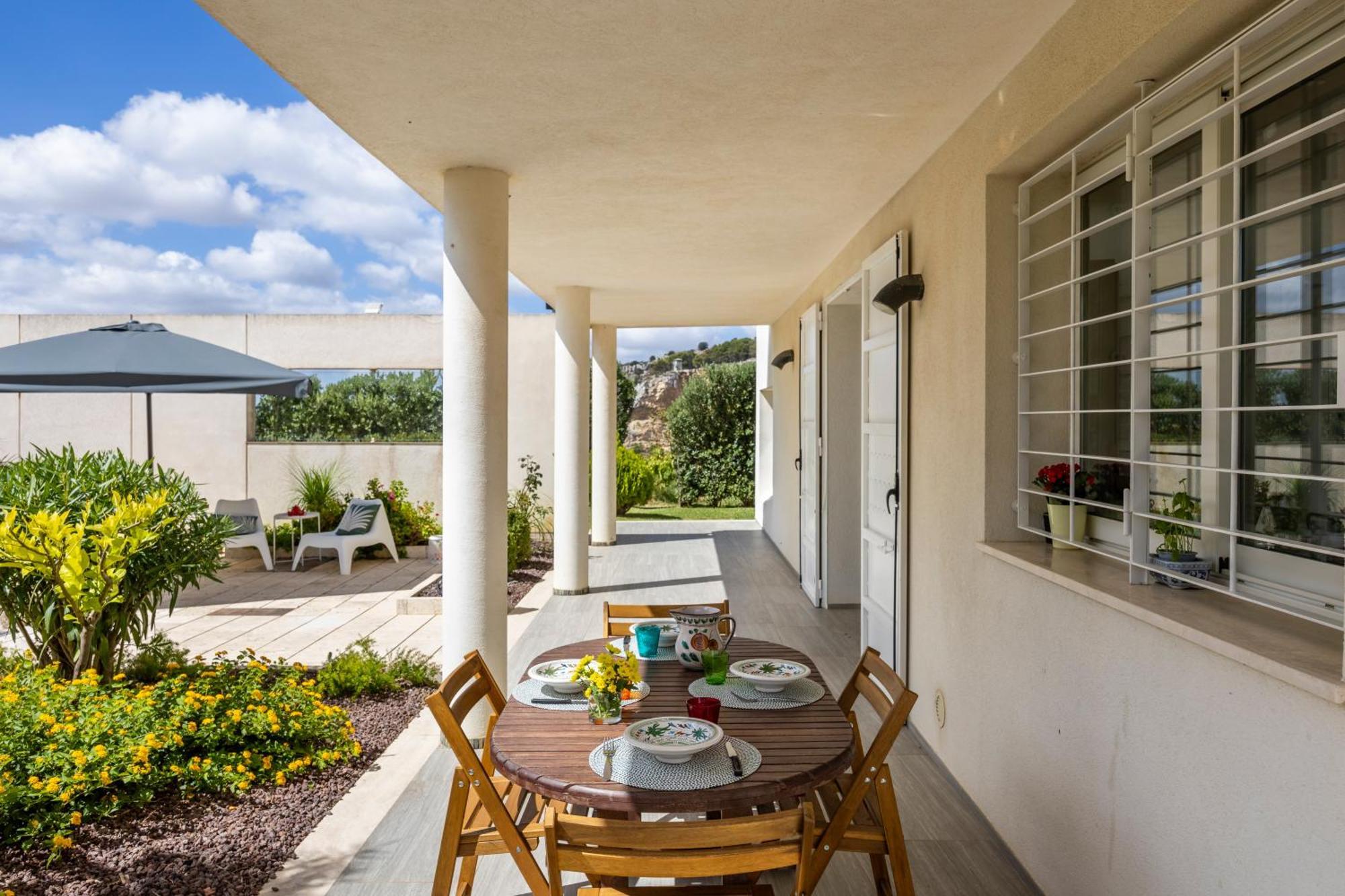 Villa Bonifato Vista Sulle Campagne E Sul Mare Siciliano Cozy House Italy Алкамо Екстериор снимка